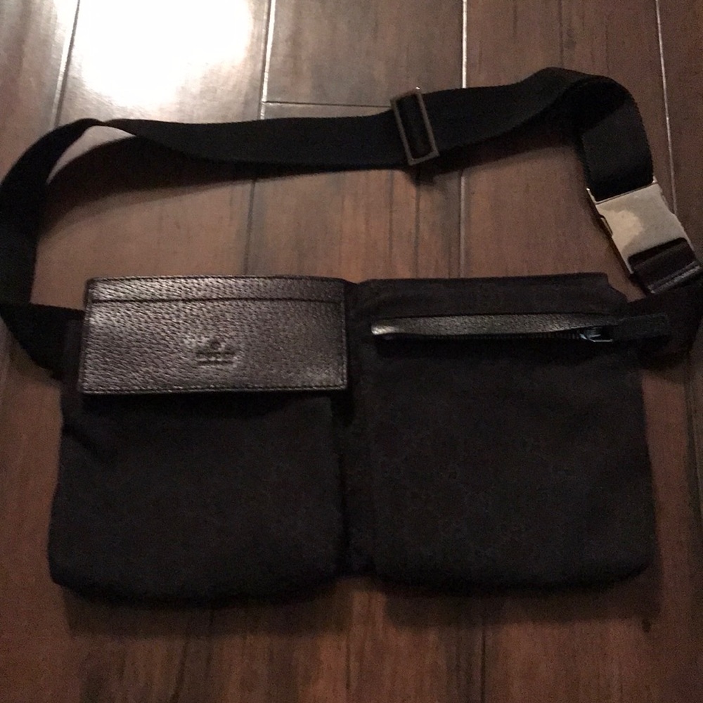 Authentic Black Gucci Fanny Bag